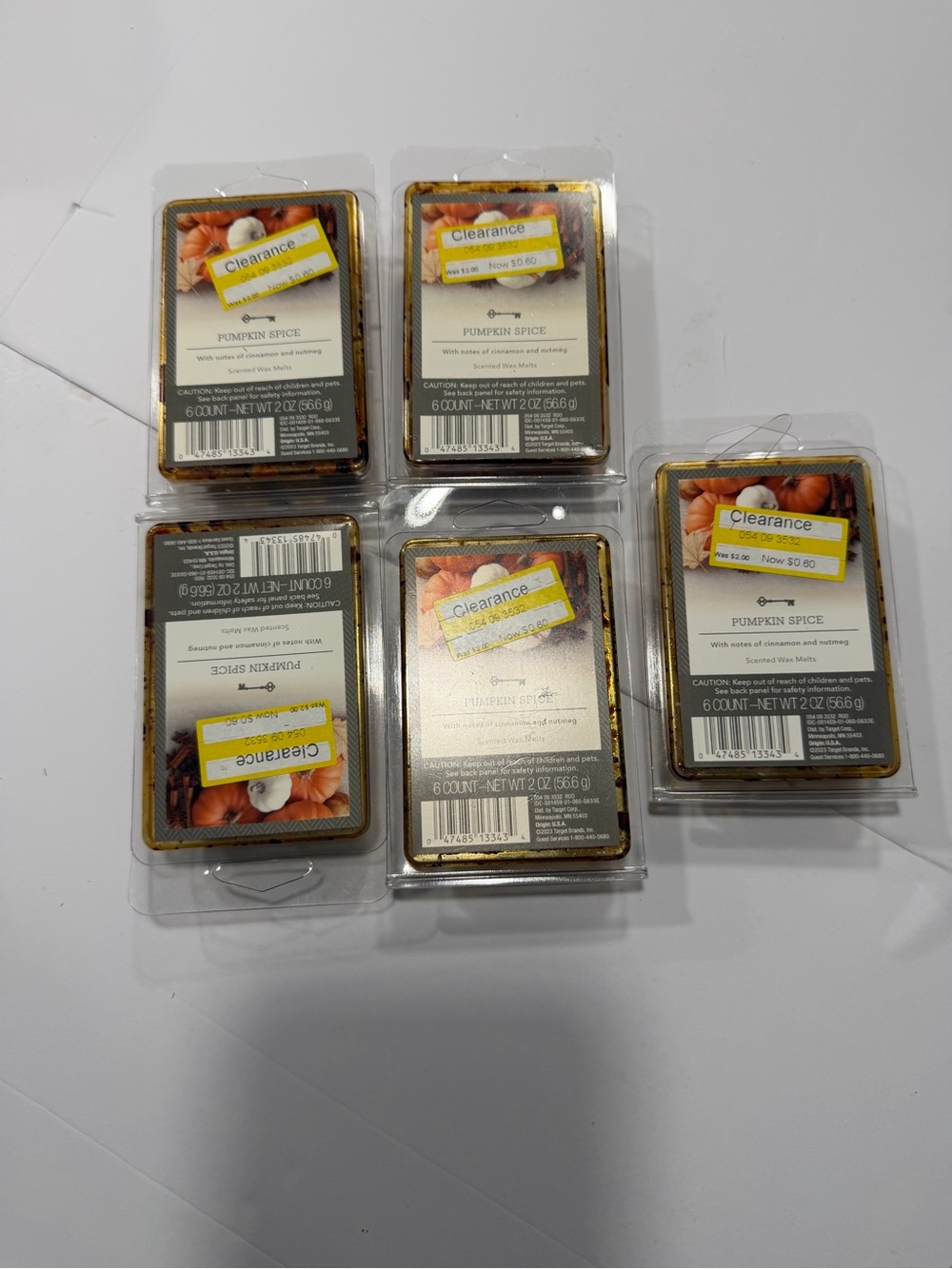 Pumpkin Spice Wax Melts - Orange & Brown Scented Wax Clamshell